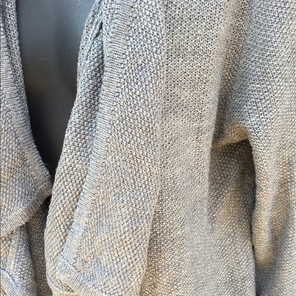 Verve Ami gray cardigan - Picture 2 of 4